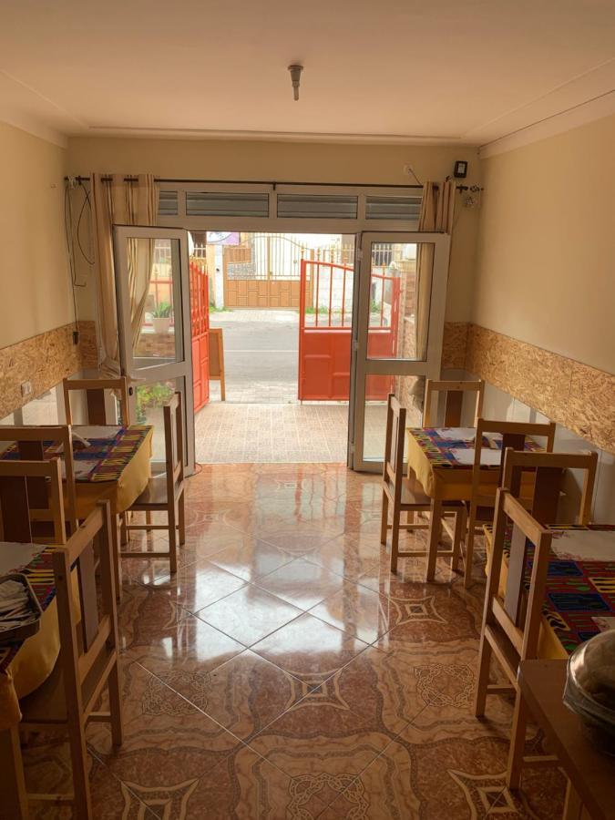 Girasol Guesthouse Assomada Esterno foto